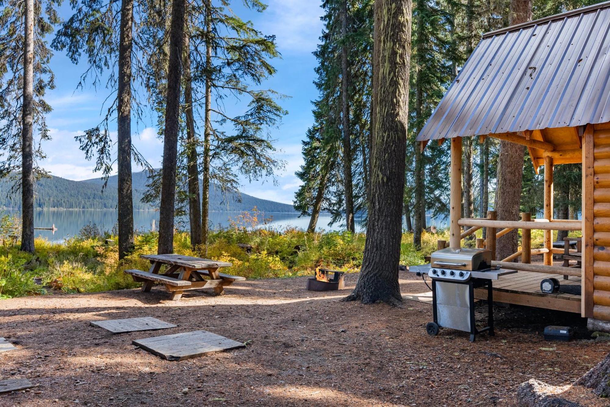 Shelter Cove Resort & Marina Odell Lake Екстериор снимка