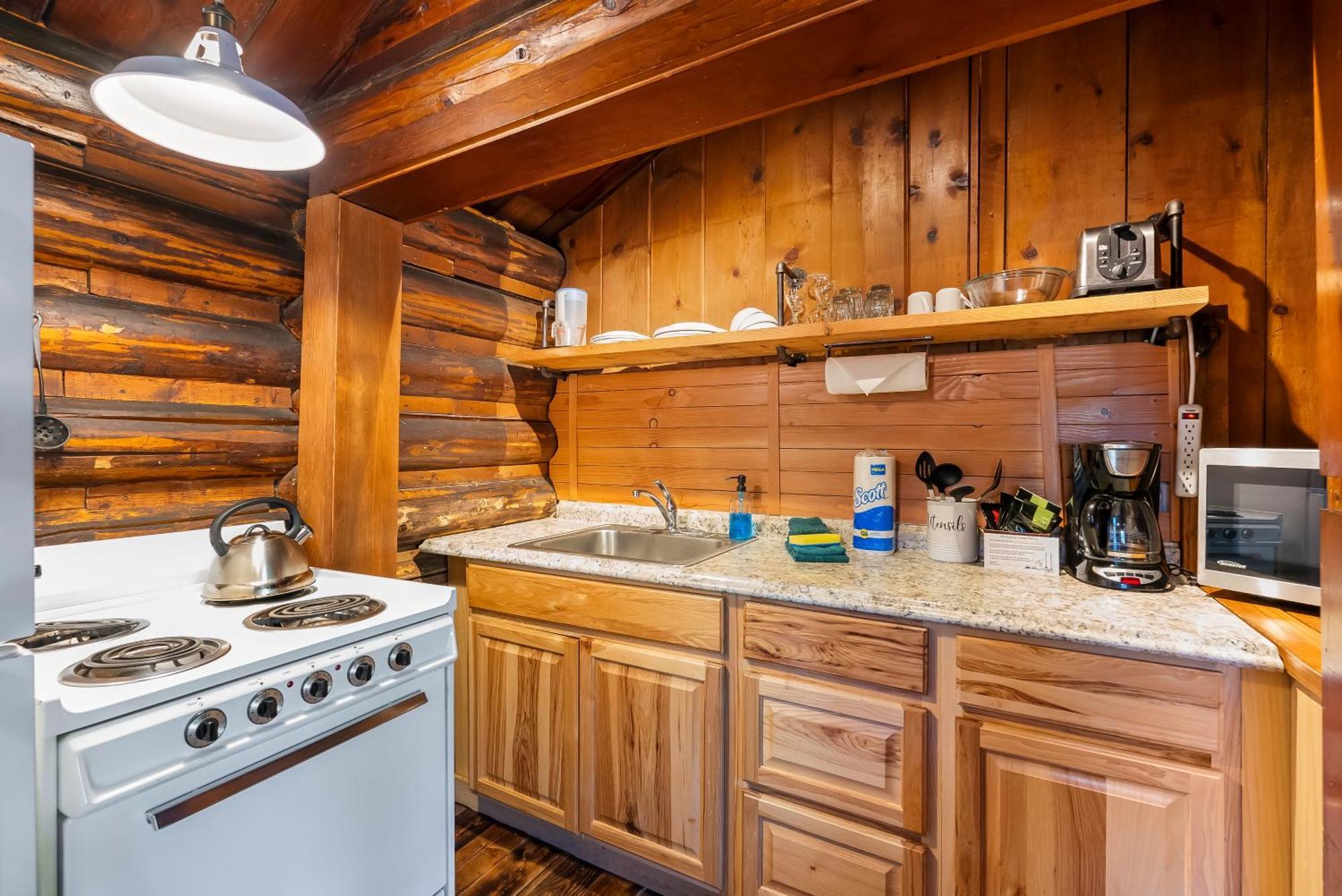Shelter Cove Resort & Marina Odell Lake Екстериор снимка