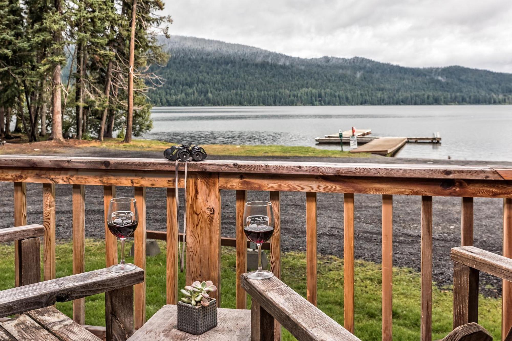 Shelter Cove Resort & Marina Odell Lake Стая снимка
